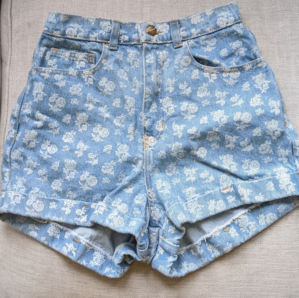 American Apparel Denim Shorts Size 28